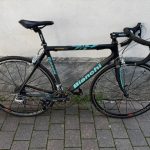 BICI DA CORSA BIANCHI CARBON COLORE NERO