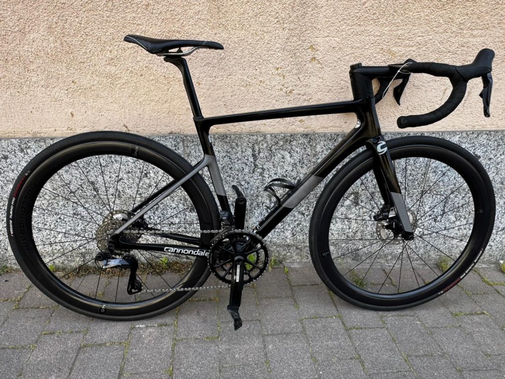 BICI DA CORSA CANNONDALE SUPERSIX COLORE NERO