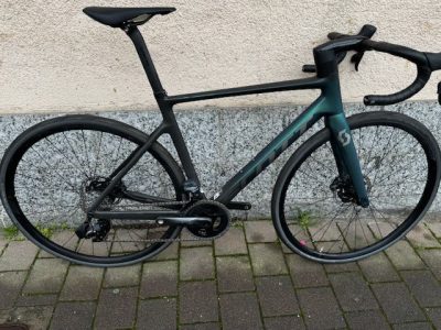 BICI DA CORSA SCOTT ADDICT COLORE VERDE
