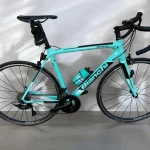 BICI DA CORSA BIANCHI SEMPRE COLORE CELESTE