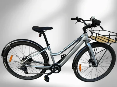 e-bike da città cannondale treadwell neo colore grigio chiaro
