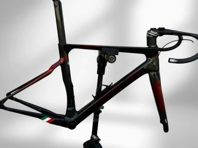 TELAIO BICI DA CORSA CIPOLLINI BOND COLORE NERO