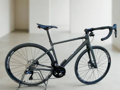 CNN.SYP/2022-54-CARBON 3-BLK